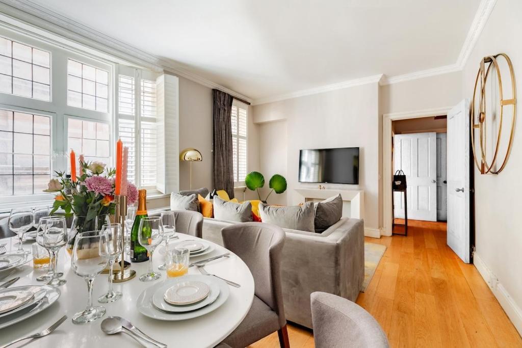 Revamped & Luxxe For Covent Garden Lovers! Adorable City Home For Families & Friends Londres Extérieur photo